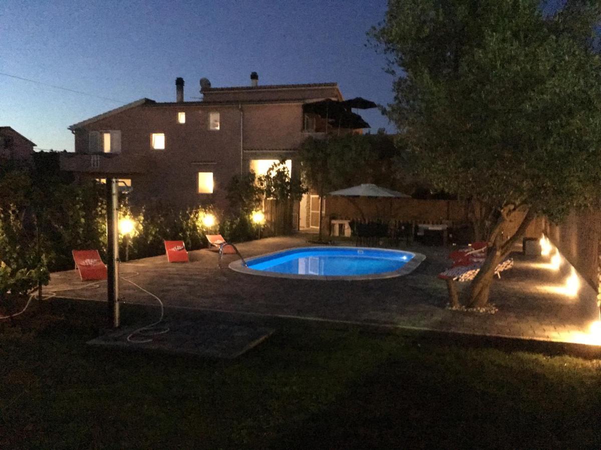 Apartment With Private Pool Sukosan Luaran gambar