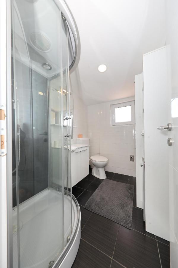 Apartment With Private Pool Sukosan Luaran gambar