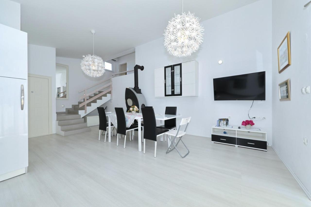 Apartment With Private Pool Sukosan Luaran gambar