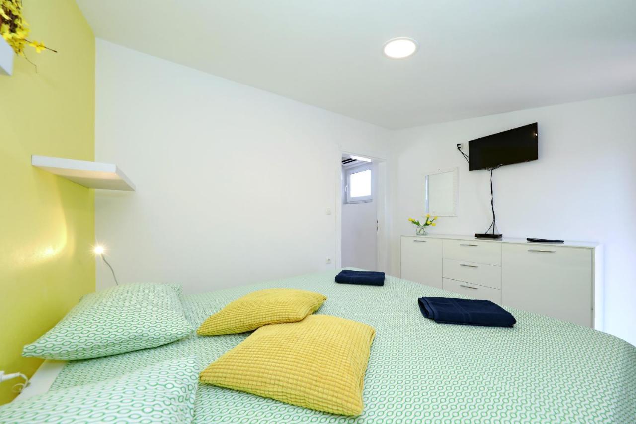 Apartment With Private Pool Sukosan Luaran gambar